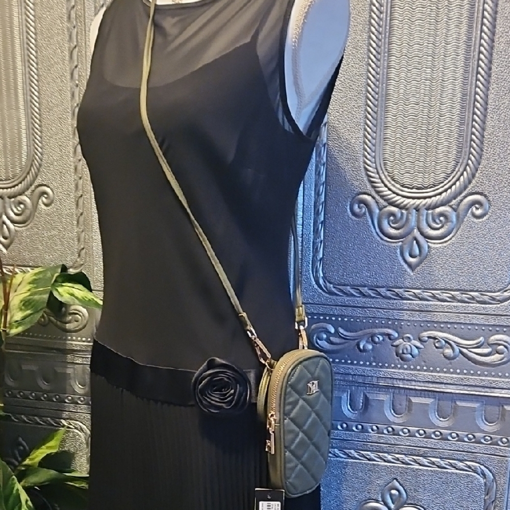NWT - 3 Badgley Mischka Quilted Women's Bag Set - Red, Black, and Olive - Picture 11 of 16